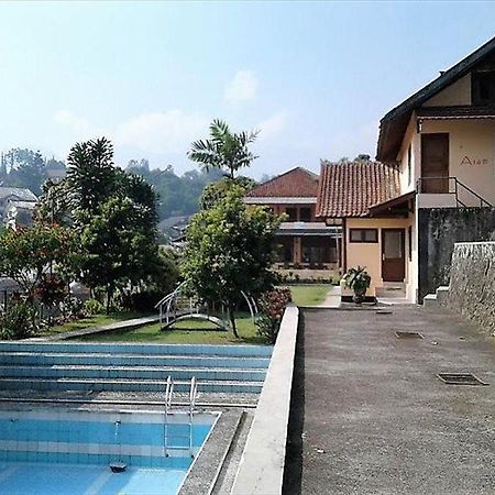 Villa Tunas Alam Mutiara Puncak Buitenkant foto