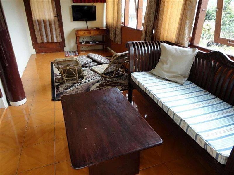 Villa Tunas Alam Mutiara Puncak Buitenkant foto