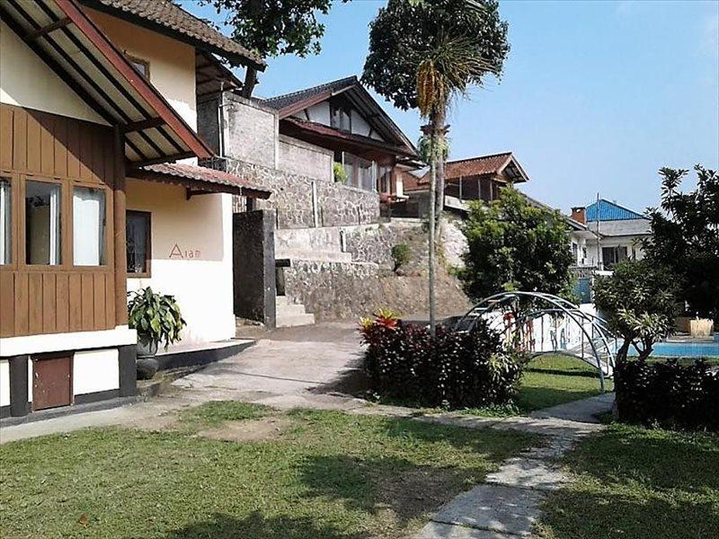 Villa Tunas Alam Mutiara Puncak Buitenkant foto