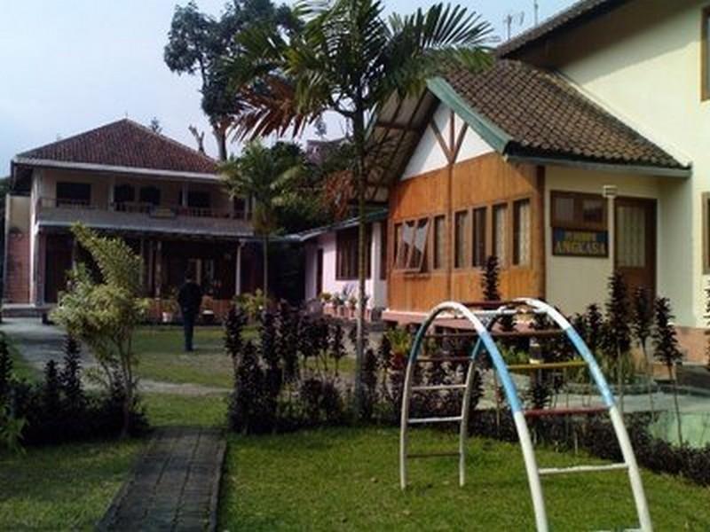 Villa Tunas Alam Mutiara Puncak Buitenkant foto